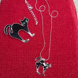 Black Cat Pendant 🐈 and Necklace